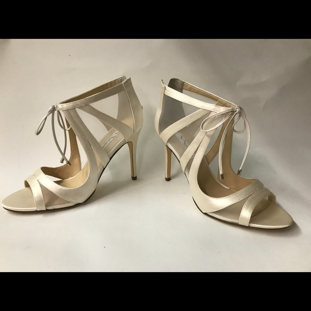 NINA CHERIE IN IVORY NEW